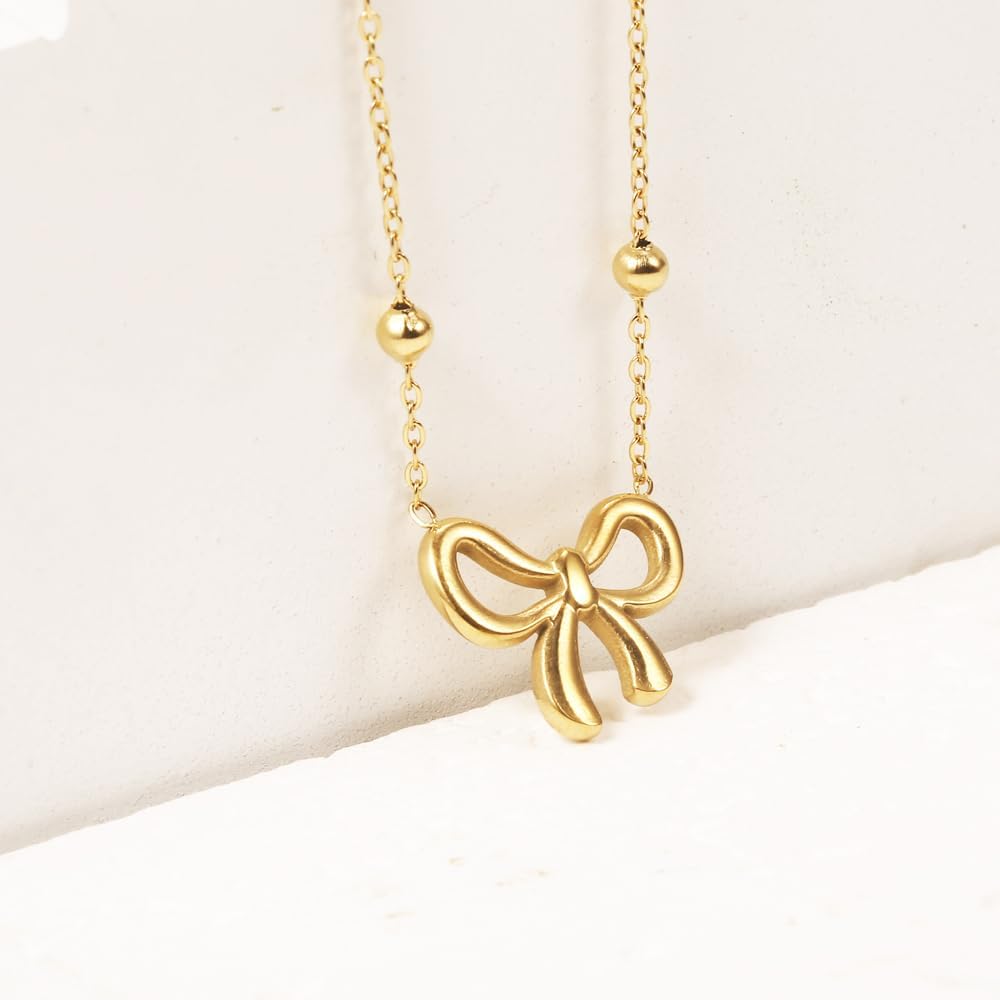 ETERNAL BOW NECKLACE