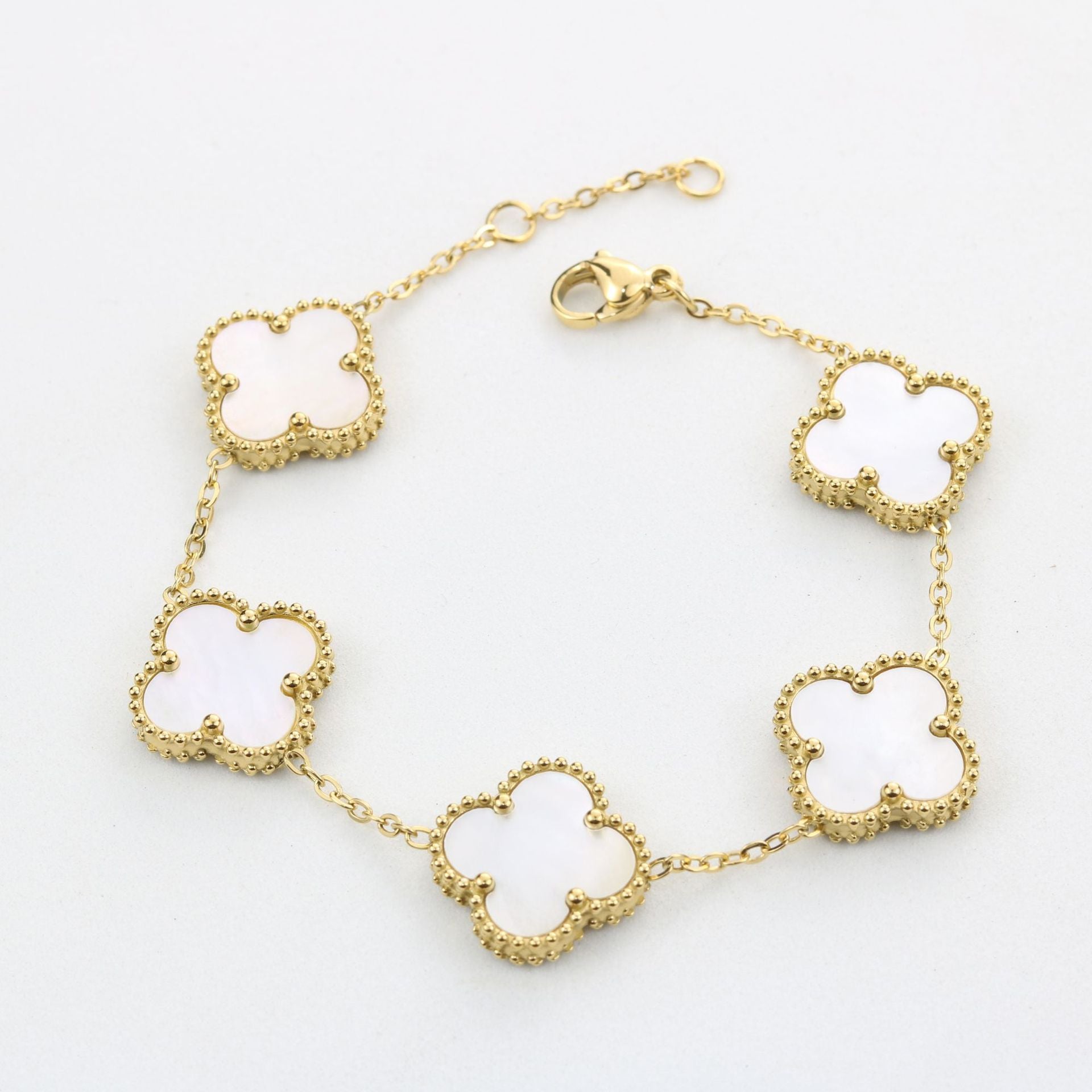 LUCKY WHITE FOUR-LEAF CLOVER BRACELET